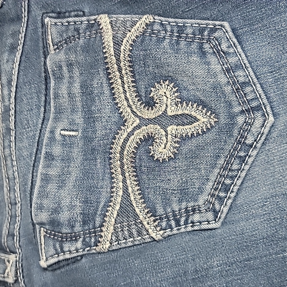 ROCK Revival Viola Bootcut size 32 Deanim Jeans Super Soft and Comfy Altered Hem